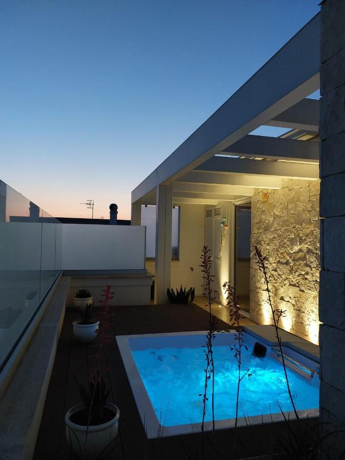 Sky Garden Locazione Turistica Apartment Полиняно а Маре Екстериор снимка