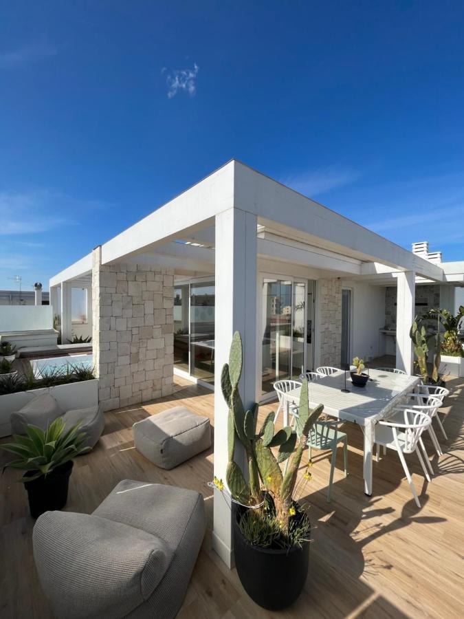 Sky Garden Locazione Turistica Apartment Полиняно а Маре Екстериор снимка